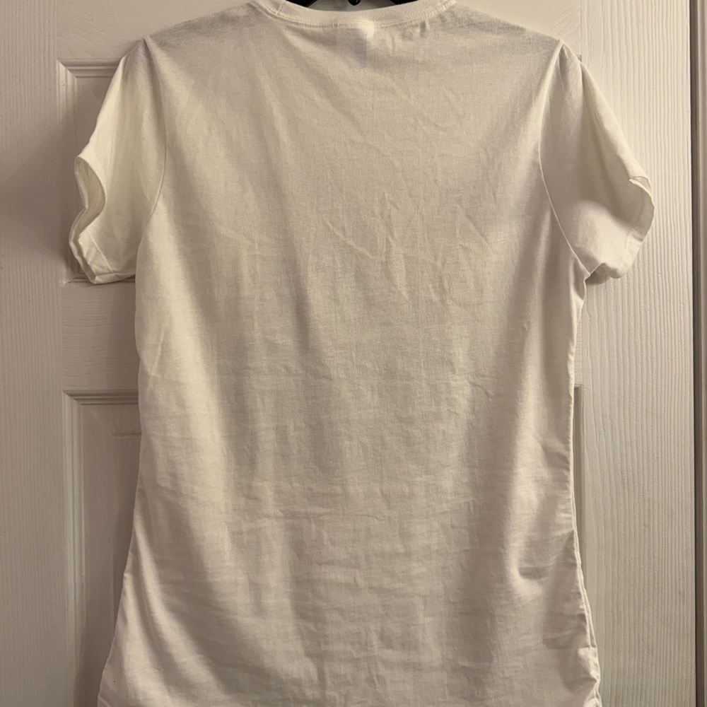 NEW:  Kitty Biscuits Bakery Graphic T-Shirt Size M - Picture 8 of 8